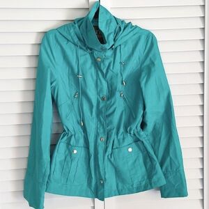 Big‎ Chill Raincoat, Size M  Hooded Jacket, Turquoise, Snaps, Front Zip, Pockets